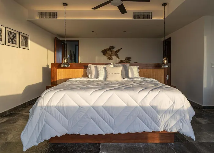 Beachfront Luxury With Pool With Private Cooker & Staff Villa