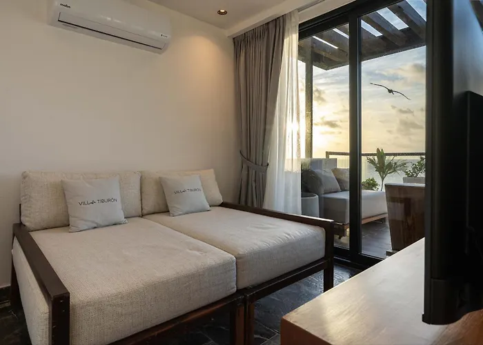 Beachfront Luxury With Pool With Private Cooker & Staff Villa Puerto Morelos