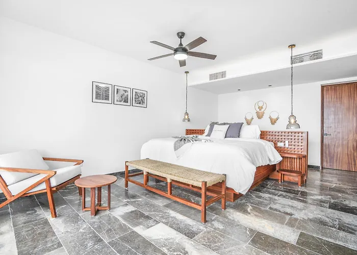 Beachfront Luxury With Pool With Private Cooker & Staff Villa Puerto Morelos