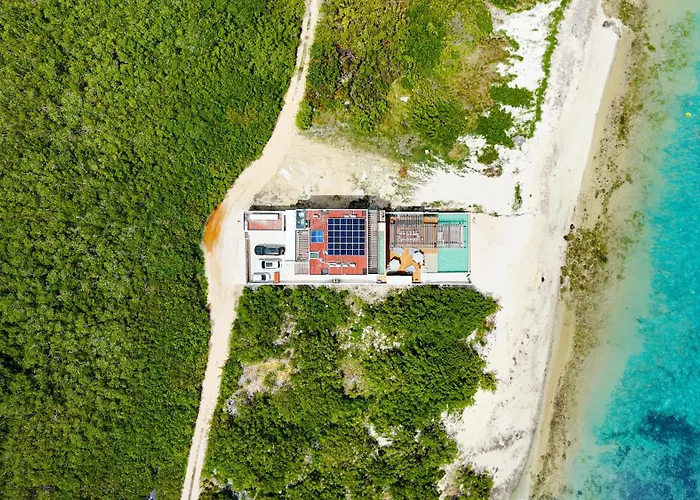 Beachfront Luxury With Pool With Private Cooker & Staff *