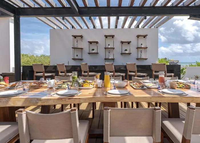 Beachfront Luxury With Pool With Private Cooker & Staff Villa Puerto Morelos