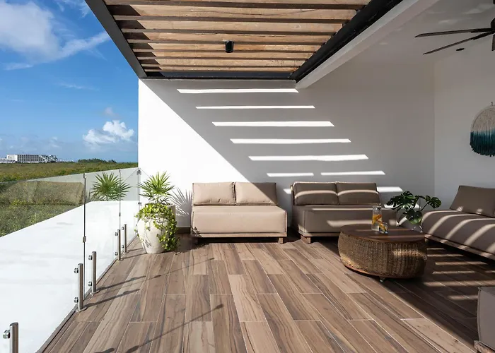 Beachfront Luxury With Pool With Private Cooker & Staff Villa Puerto Morelos